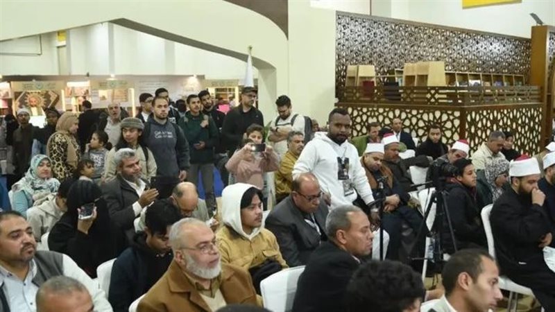 جانب من الندوة 
