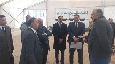 توافد أعضاء الجمعية العمومية بـ«الوفد» لمقر الانتخاب لاختيار رئيس جديد للحزب| صور