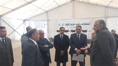 وصول اللجنة القضائية المشرفة على انتخابات رئاسة حزب الوفد لمقر الاقتراع| صور   