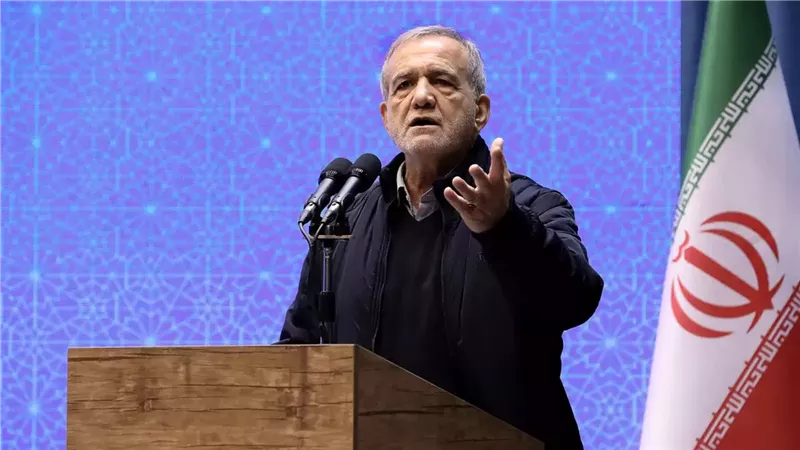  الرئيس الإيراني مسعود بزشکیان 