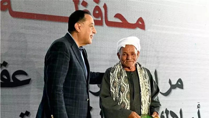 تسليم الدكتور مدبولي للوحدات بالمنيا  