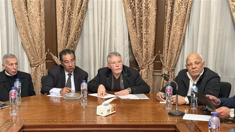 حزب المحافظين يجتمع لمناقشة استعدادات عقد الجمعية العمومية