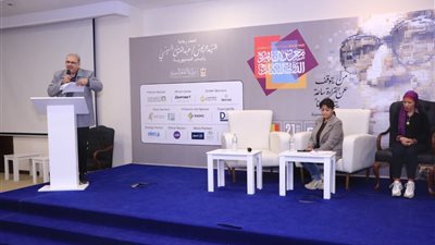 انطلاق أولى الأمسيات الشعرية بديوان الشعر في معرض القاهرة الدولي للكتاب
