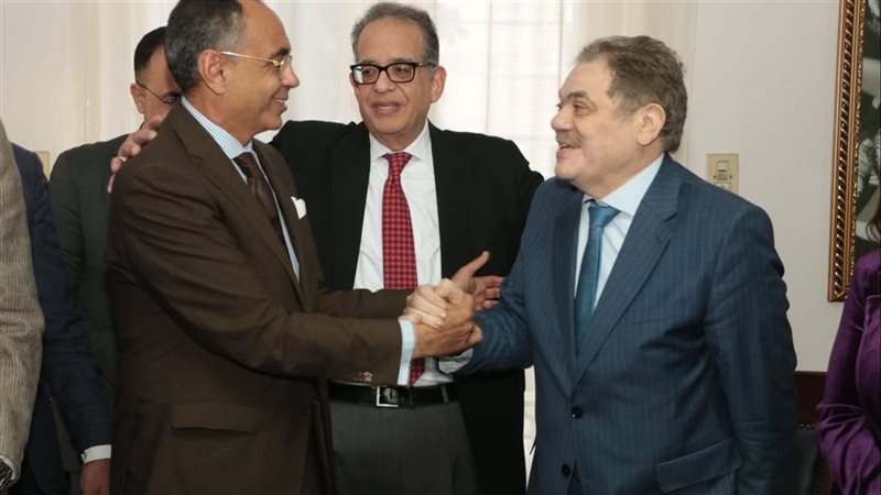 الدكتور السيد البدوي والدكتور هاني سري الدين