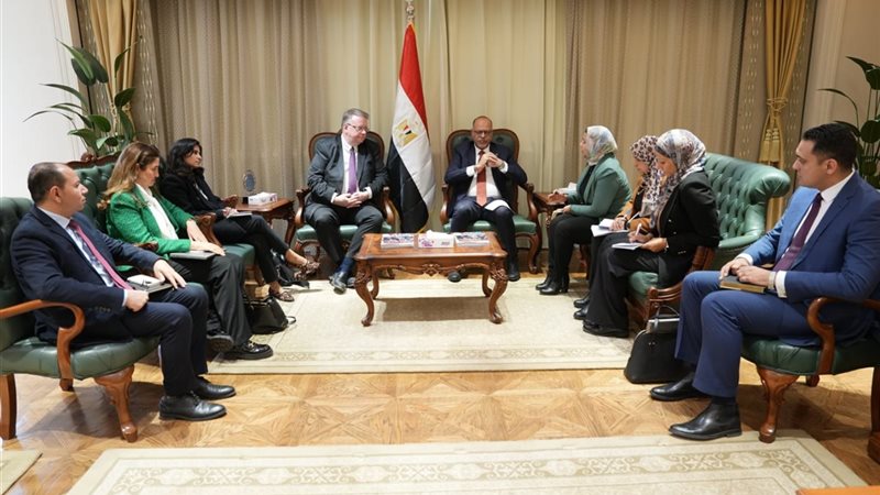 وزير العمل 