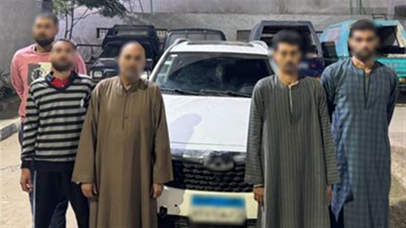 المتهمين 
