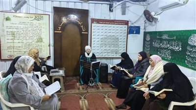 واعظات الأوقاف يقدمن دروسًا قرآنية وتربوية بعدد من المساجد