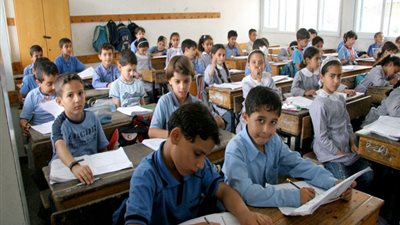 مع انطلاق الفصل الدراسي الثاني..10 جنيهات غرامة عقوبة تغيب الطالب بدون عذر
