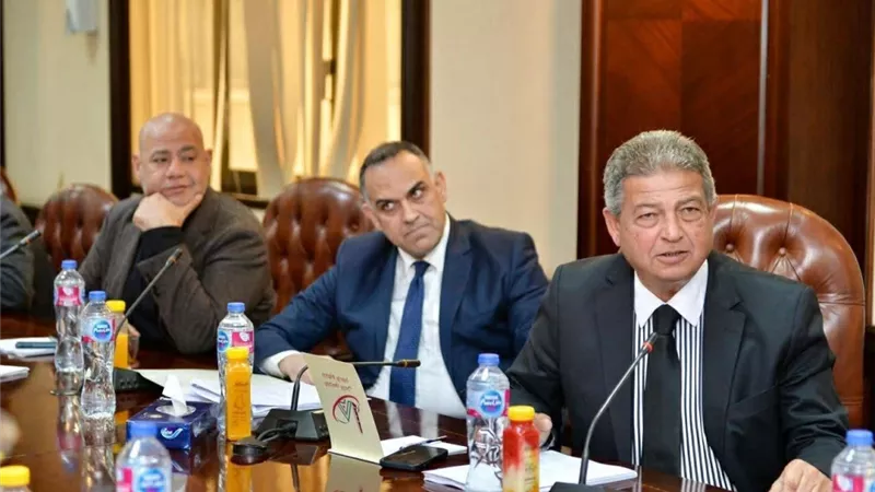  لجنة تطوير الإعلام