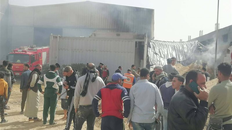 حريق بالمنطقة الصناعية في قويسنا 