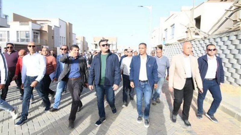 جولة وزير الإسكان