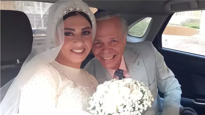 محمود عامر وزوجته