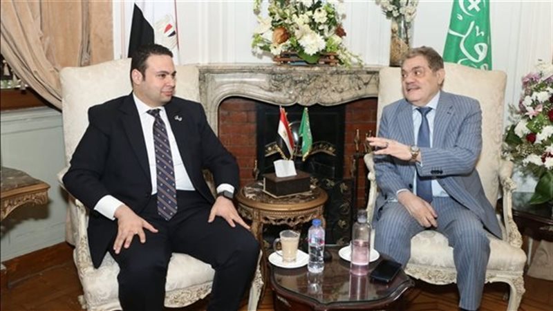 السيد البدوي رئيس حزب الوفد وعبد المنعم إمام رئيس حزب العدل