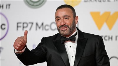 أحمد السقا يتعاقد على 