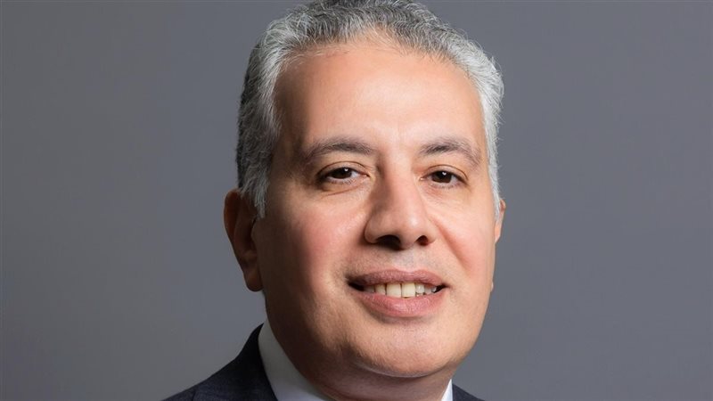 نادر سعد رئيس المشروعات الصغيرة والمتوسطة في البنك الأهلي