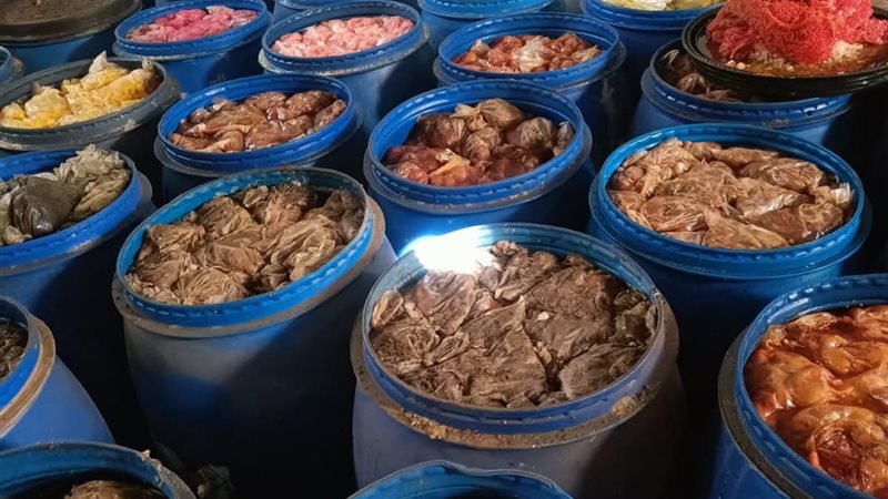 جانب من المضبوطات في الحملات التفتيشية 