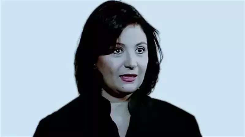 زيزي مصطفى