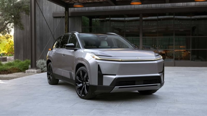 تويوتا هايلاندر EV الجديدة