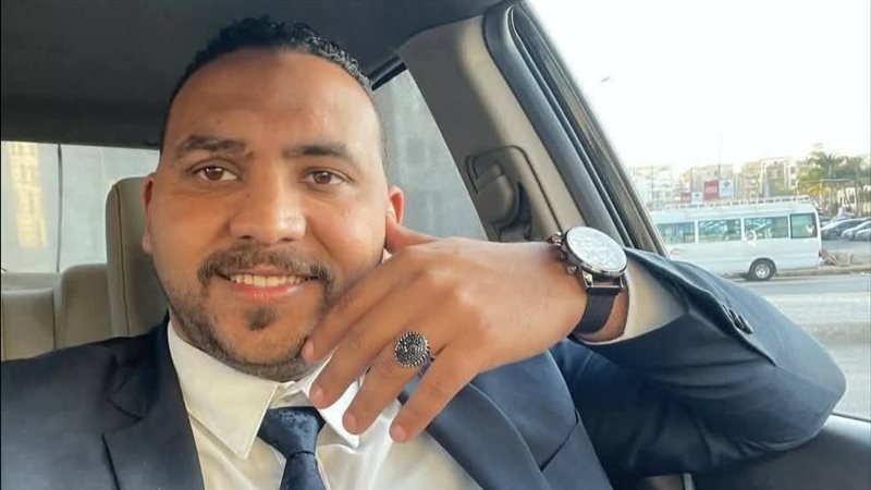 صاحب معرض سيارات المجنى عليه 