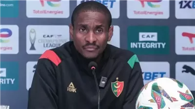 موكوينا متهم بتسريب خطط صن داونز لصالح مولودية الجزائر
