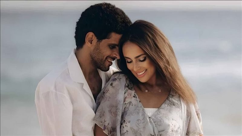 حمدي المرغني وإسراء عبدالفتاح