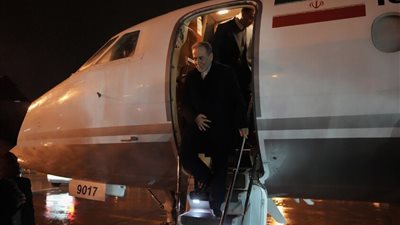 وزير الخارجية الإيراني يصل جنيف لإجراء جولة مفاوضات جديدة