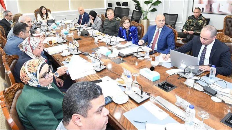  وزيرة الإسكان