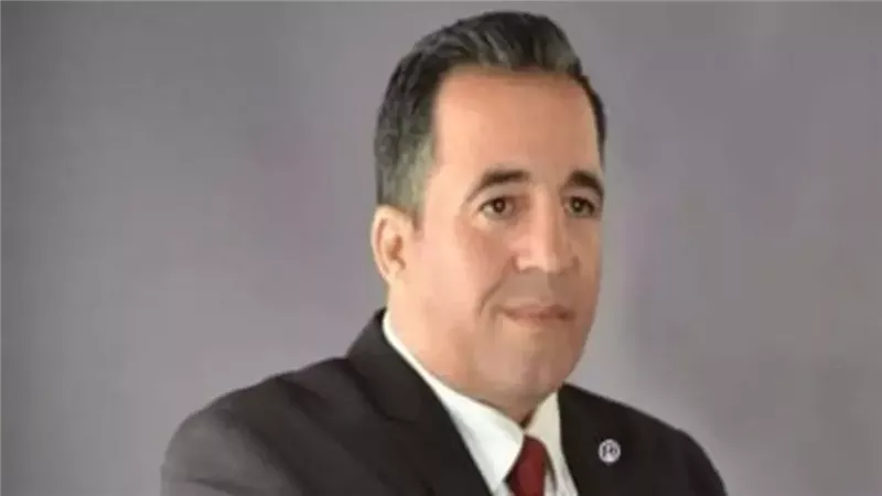 أيمن علي