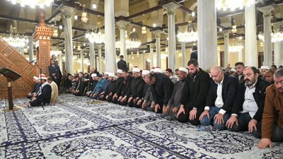 نجوم «دولة التلاوة» يحيون أولى ليالي رمضان بالمساجد الكبرى في أجواء إيمانية
