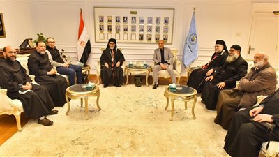 محافظ أسيوط يستقبل وفد الكنيسة الكاثوليكية للتهنئة بتوليه مهام منصبه