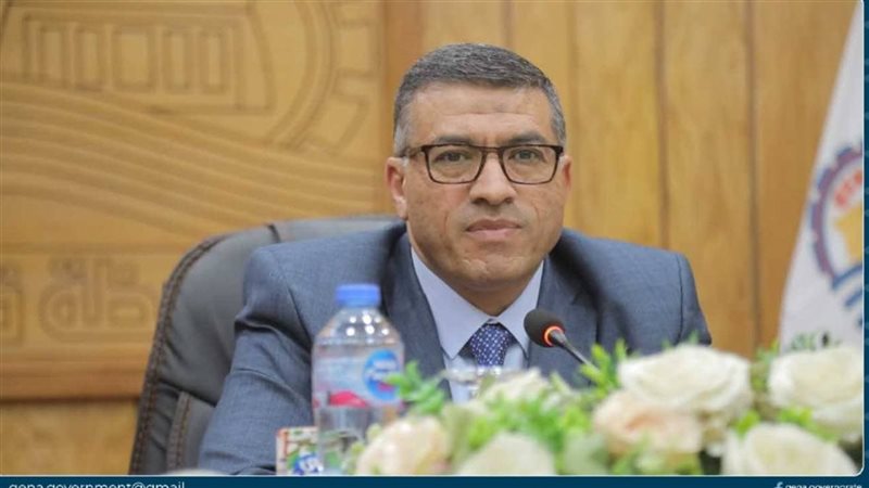 محافظ قنا 
