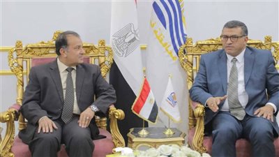 محافظ قنا يستقبل رئيس جامعة قنا والوفد المرافق له لتهنئته بتوليه مهام منصبه