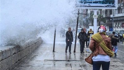 الأرصاد تحذر من طقس اليوم، أمطار رعدية وبرق والحرارة تصل لـ8 درجات