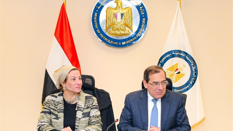 وزير البترول والبيئة