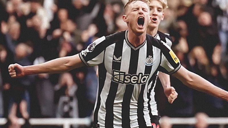 لاعب نيوكاسل