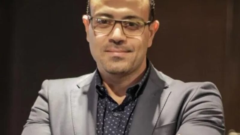 مصطفى شفيع رئيس قسم البحوث بشركة عربية أون لاين لتداول الأو