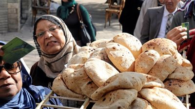 بـ جنيه.. تفاصيل طرح الخبز  لغير حاملي بطاقات الدعم بمخابز التموين