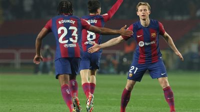التعادل يحسم الشوط الأول بين برشلونة وغرناطة في الدوري الإسباني