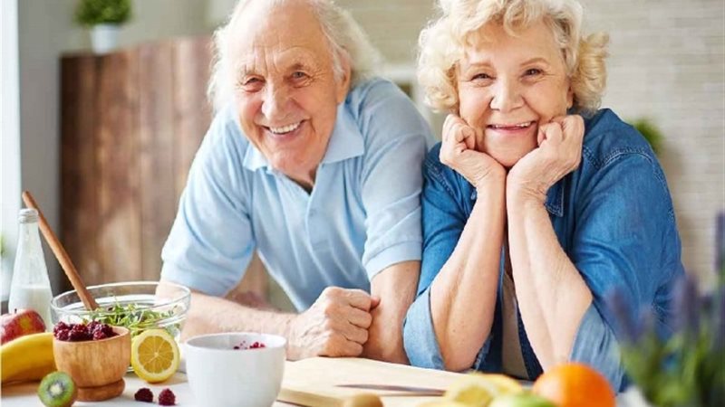 الصحة تقدم لروشتة لكبار السن