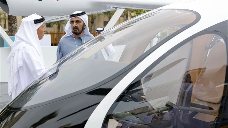 محمد بن راشد خلال توقيع الاتفاقية