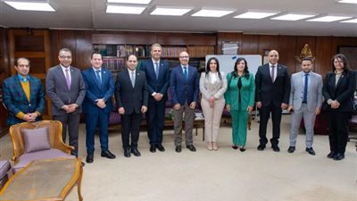 وفد التنسيقية يلتقي رئيس الهيئة العامة للكتاب لبحث سبل التعاون
