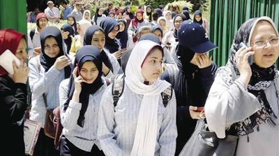التعليم تحدد الأوراق المطلوب تقديمها مع استمارة الامتحان للمدارس