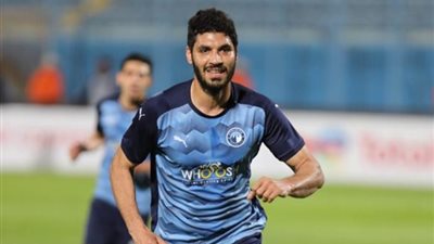 بيراميدز يعلن تفاصيل إصابة مدافعه الدولي علي جبر قبل مباراة زد