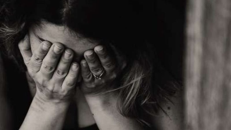 هتك عرض فتاه بالتجمع