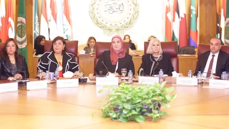 وزيرة التضامن خلال افتتاح المؤتمر السنوي لجمعية سيدات أعمال