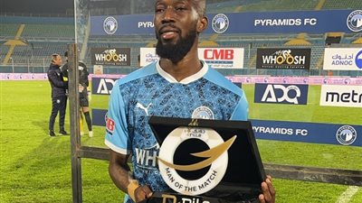 بلاتي توريه أفضل لاعب في مباراة بيراميدز والاتحاد في دوري نايل