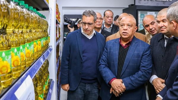 افتتاح منفذ مواد