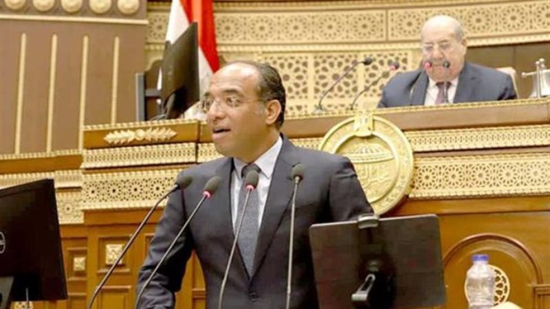 الدكتور على مهران