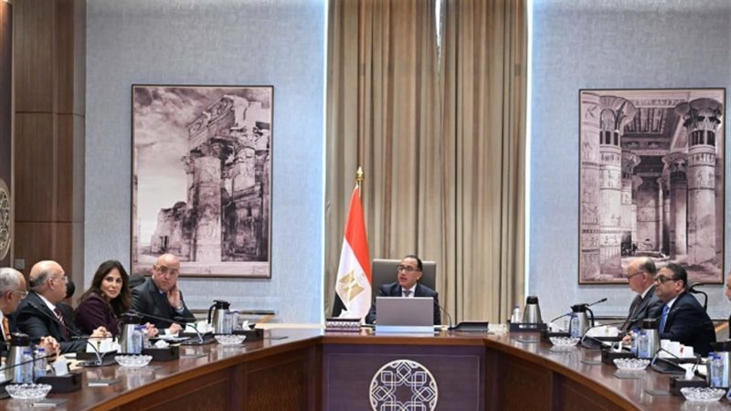 خلال الاجتماع