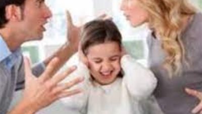 بعد حياة مليئة بالسعادة، زوجة تطلب الطلاق للضرر من زوجها بسبب العنف